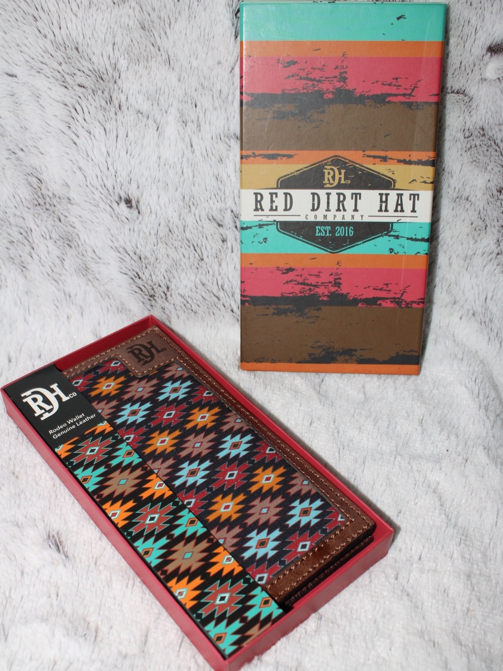 Red Dirt Hat Multicolor Patterned Men's Card & Key Holder